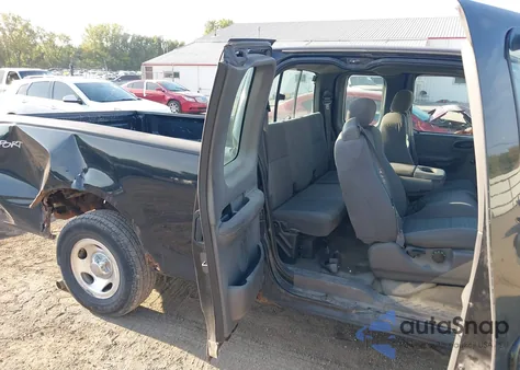 2003 Ford F-150 Xl/Xlt z USA, uszkodzony, nr VIN 1FTRX172X3KA46332